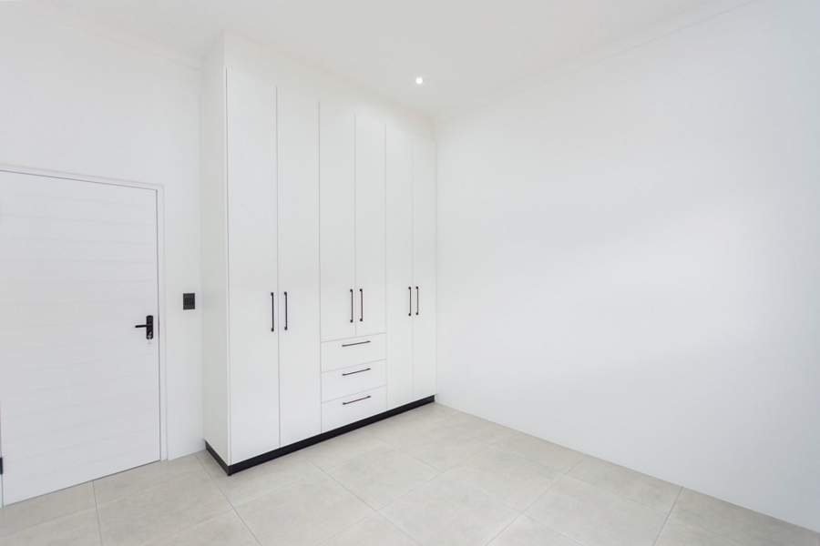 3 Bedroom Property for Sale in Myburgh Park Western Cape